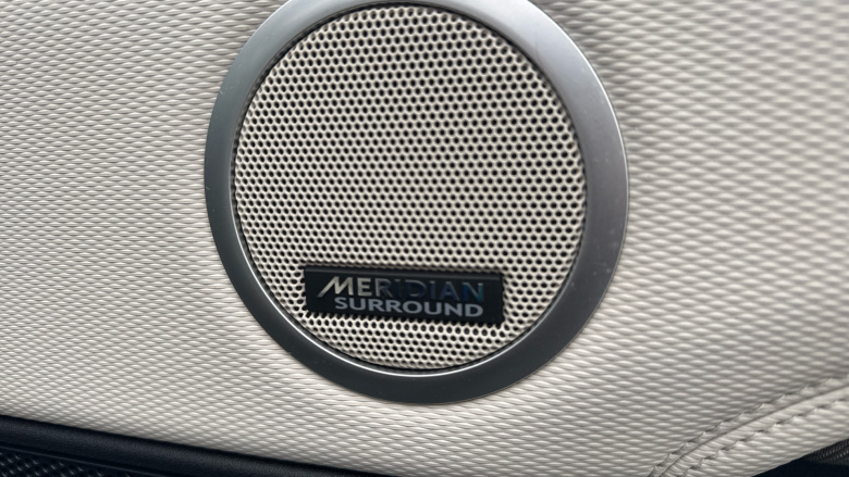 Land Rover Discovery 3.0 D300 Metropolitan Edition 5dr Auto Diesel Station Wagon